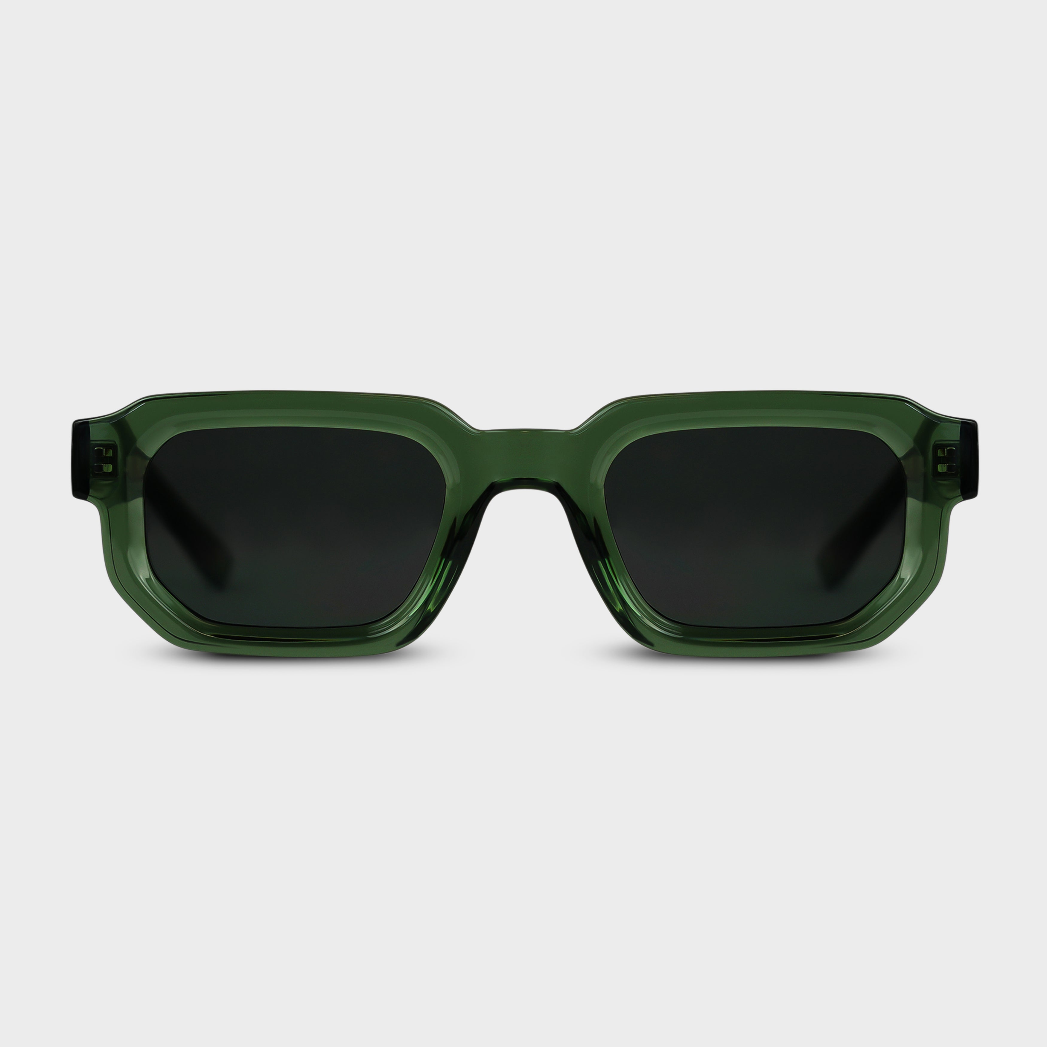 Solbriller William Onyx i grøn med sorte glas set forfra