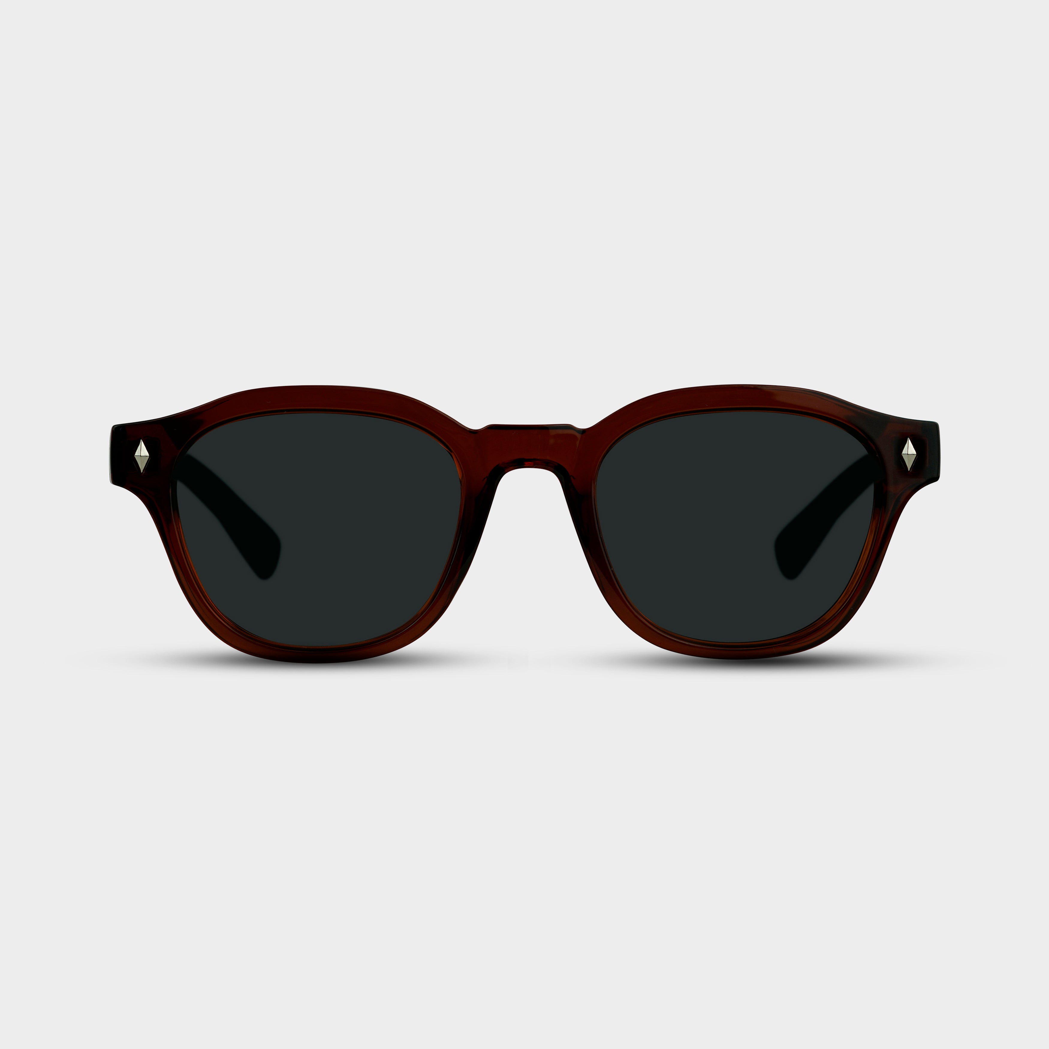 Hjalmer Buff solbriller i vinrød med mørke glas, frontvisning