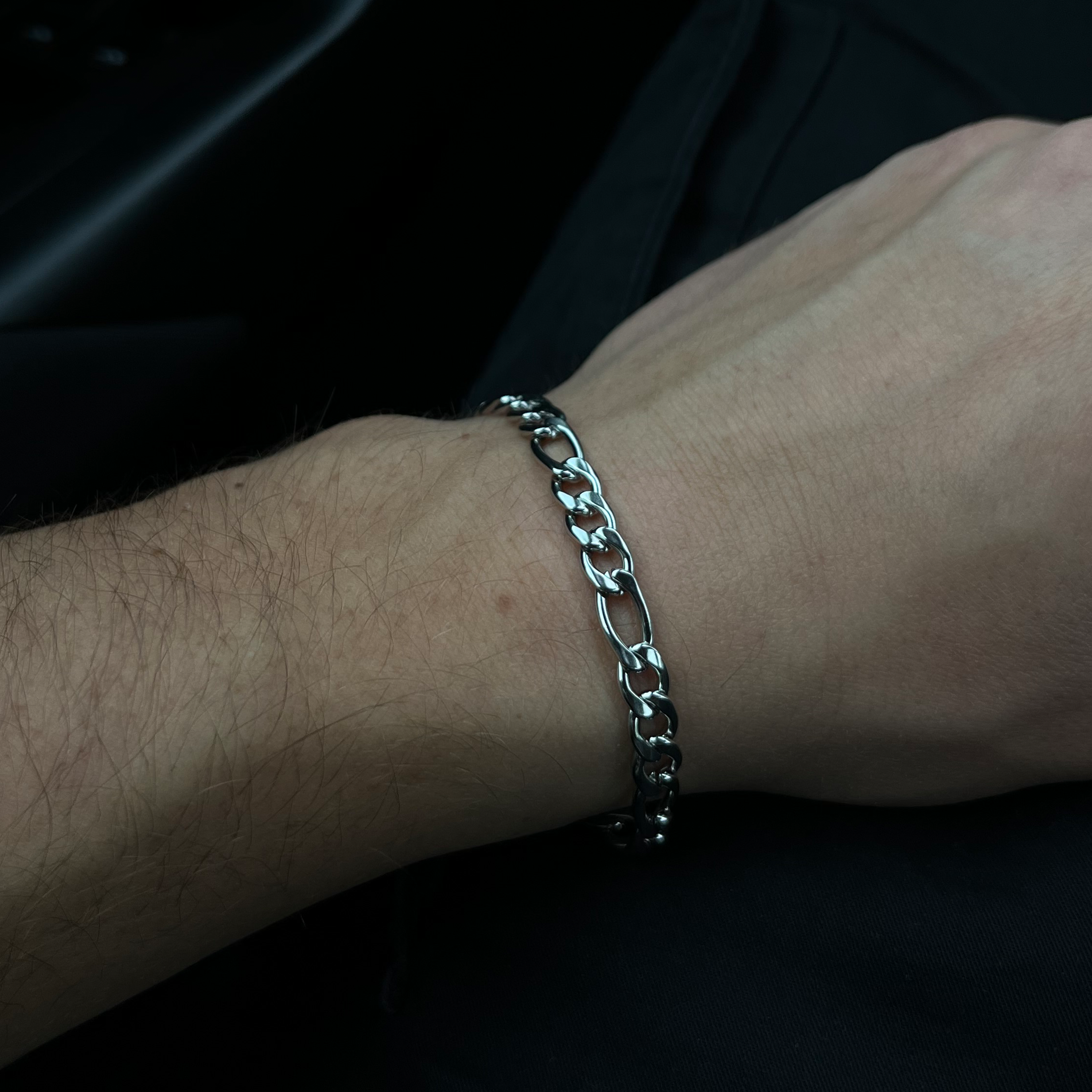 MICHIGAN ARMBAND - SILVERTON