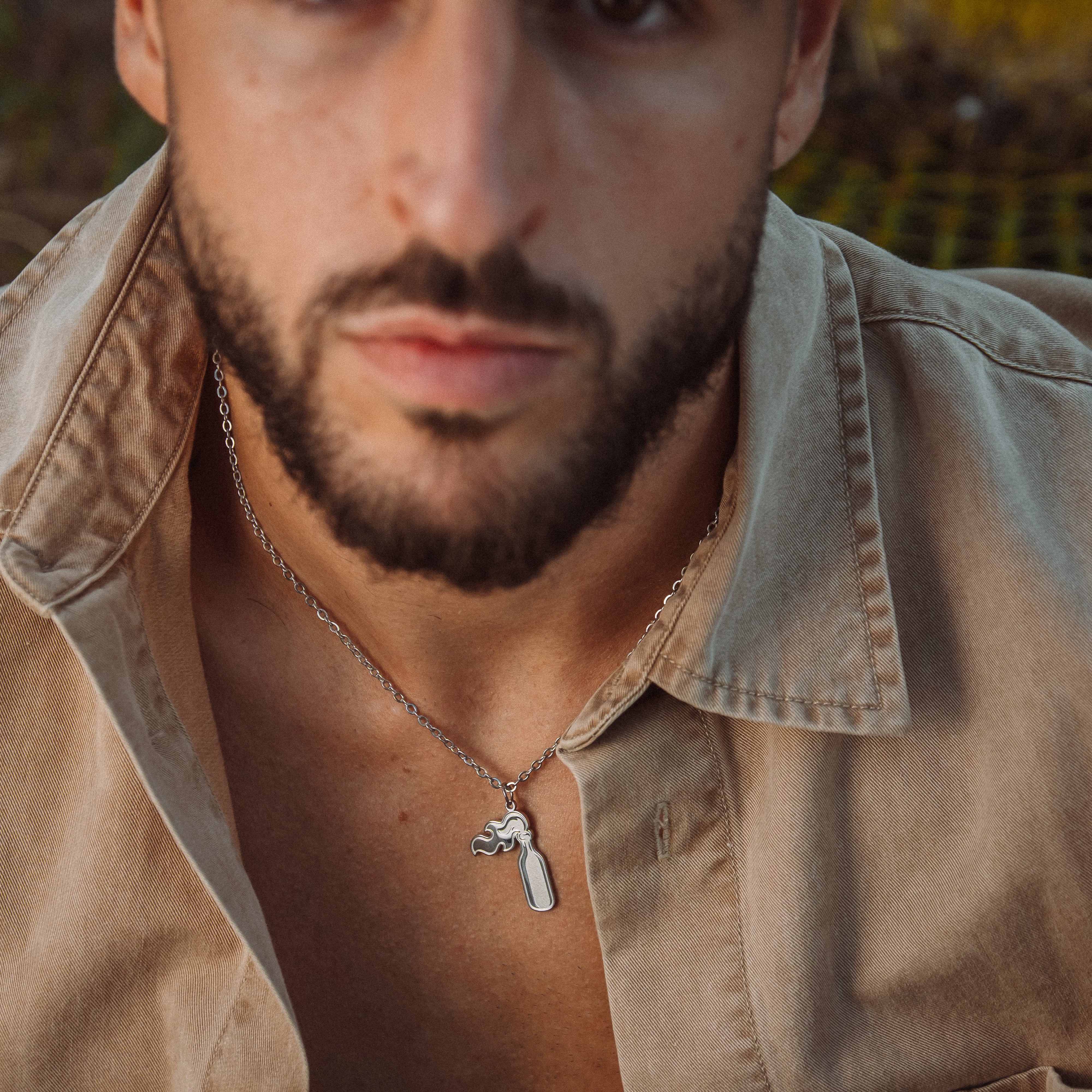 Molotov Halskæde - Sølvfarvet