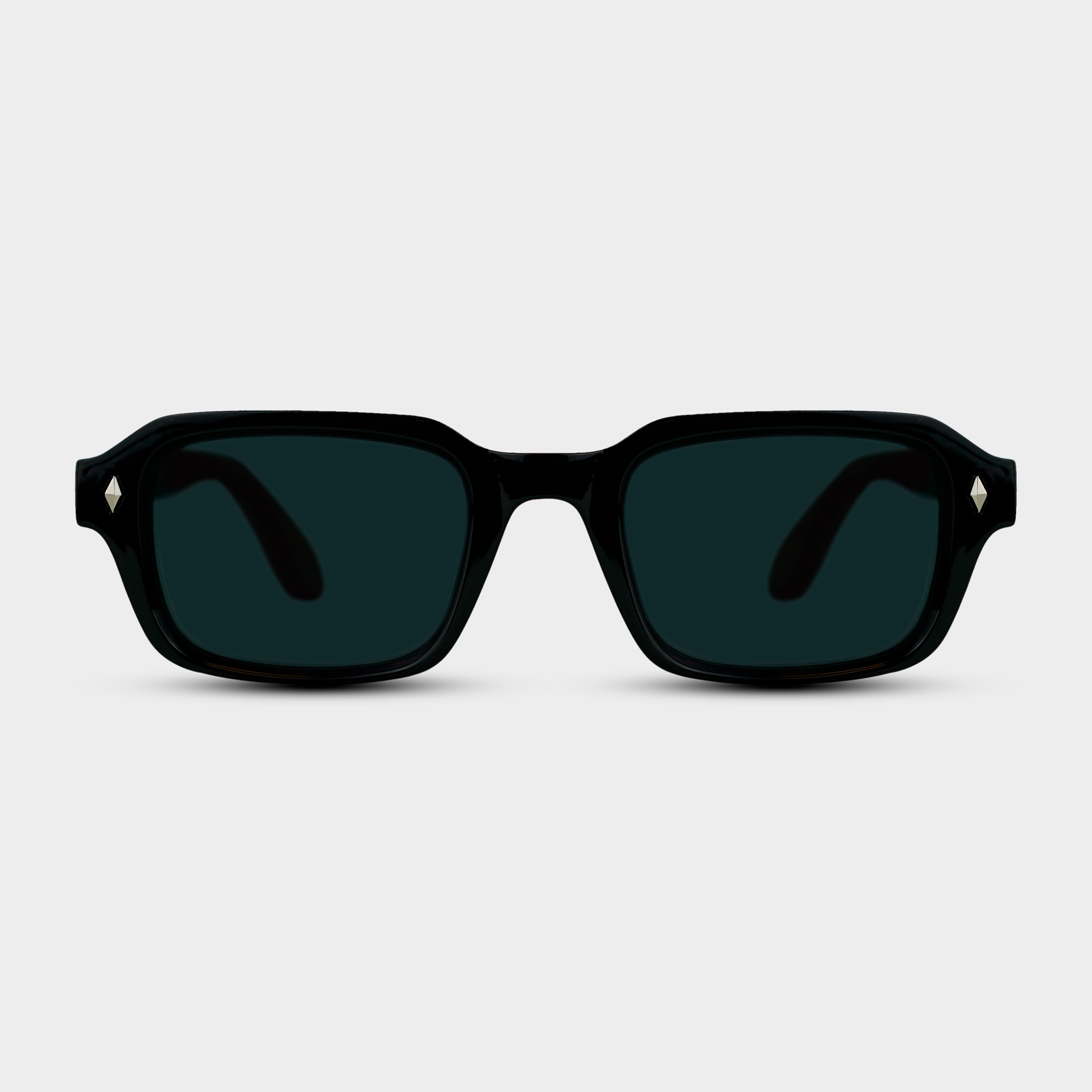 Sorte solbriller med mørke glas og rektangulær form