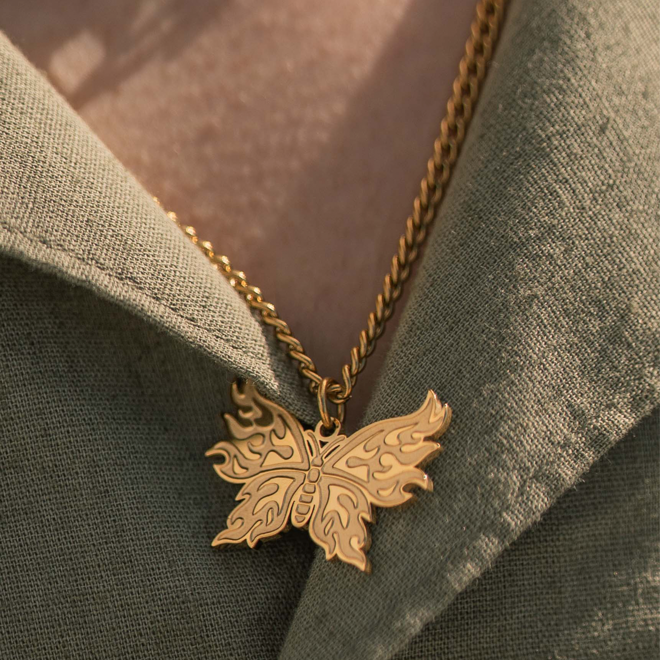 Butterfly Halskæde - 18k Guldbelagt