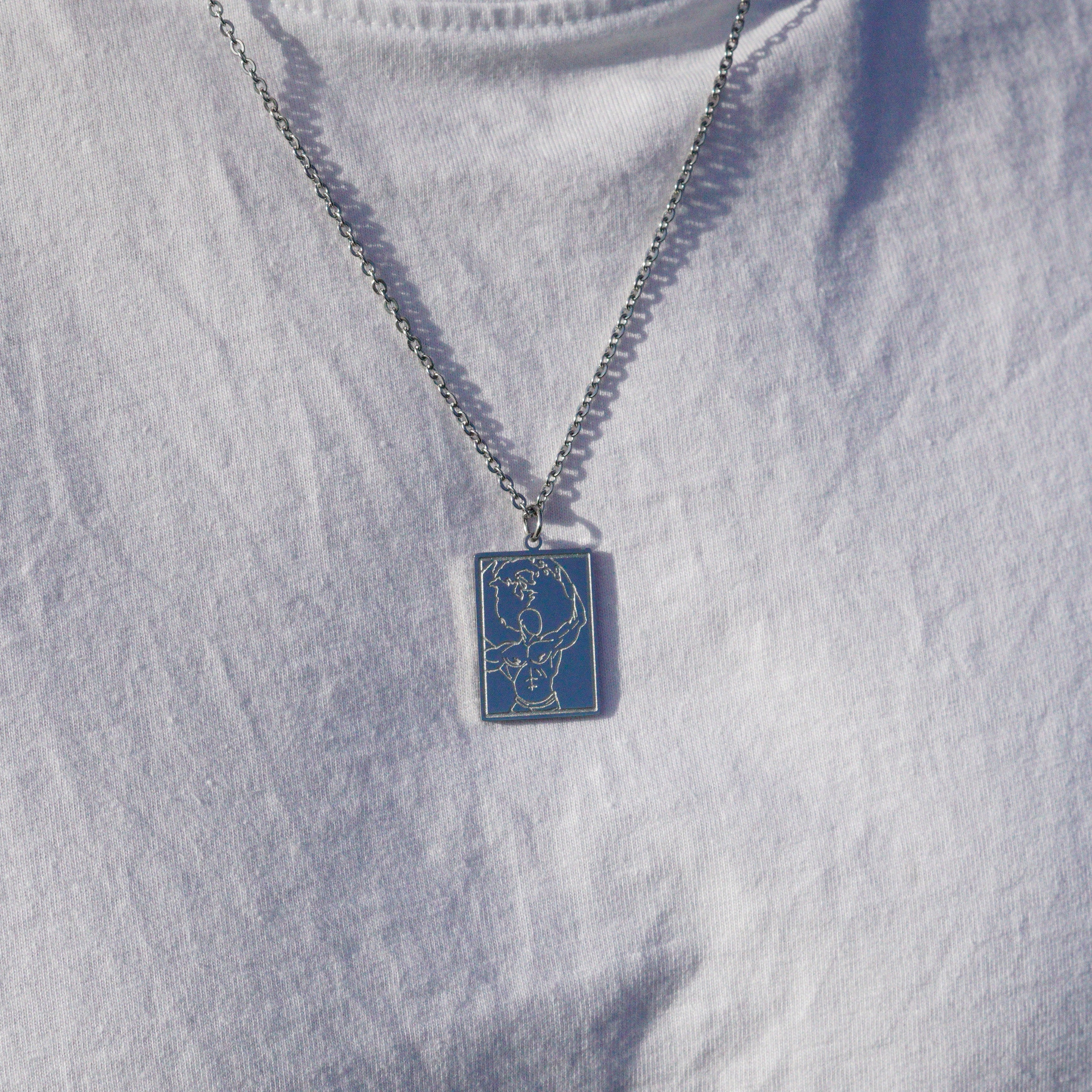 GLOBE NECKLACE - SILVER TONE