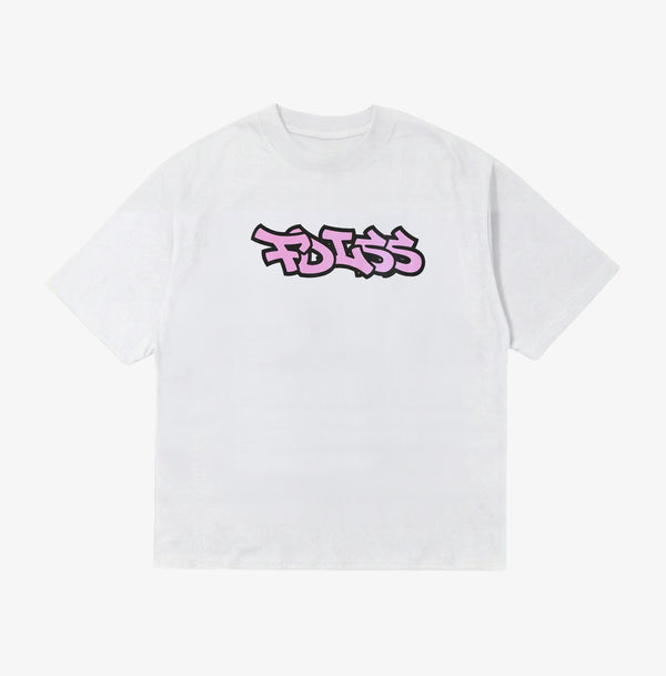 Hvid oversized t-shirt med pink graffiti-stil FDLSS-print fra Fadeless