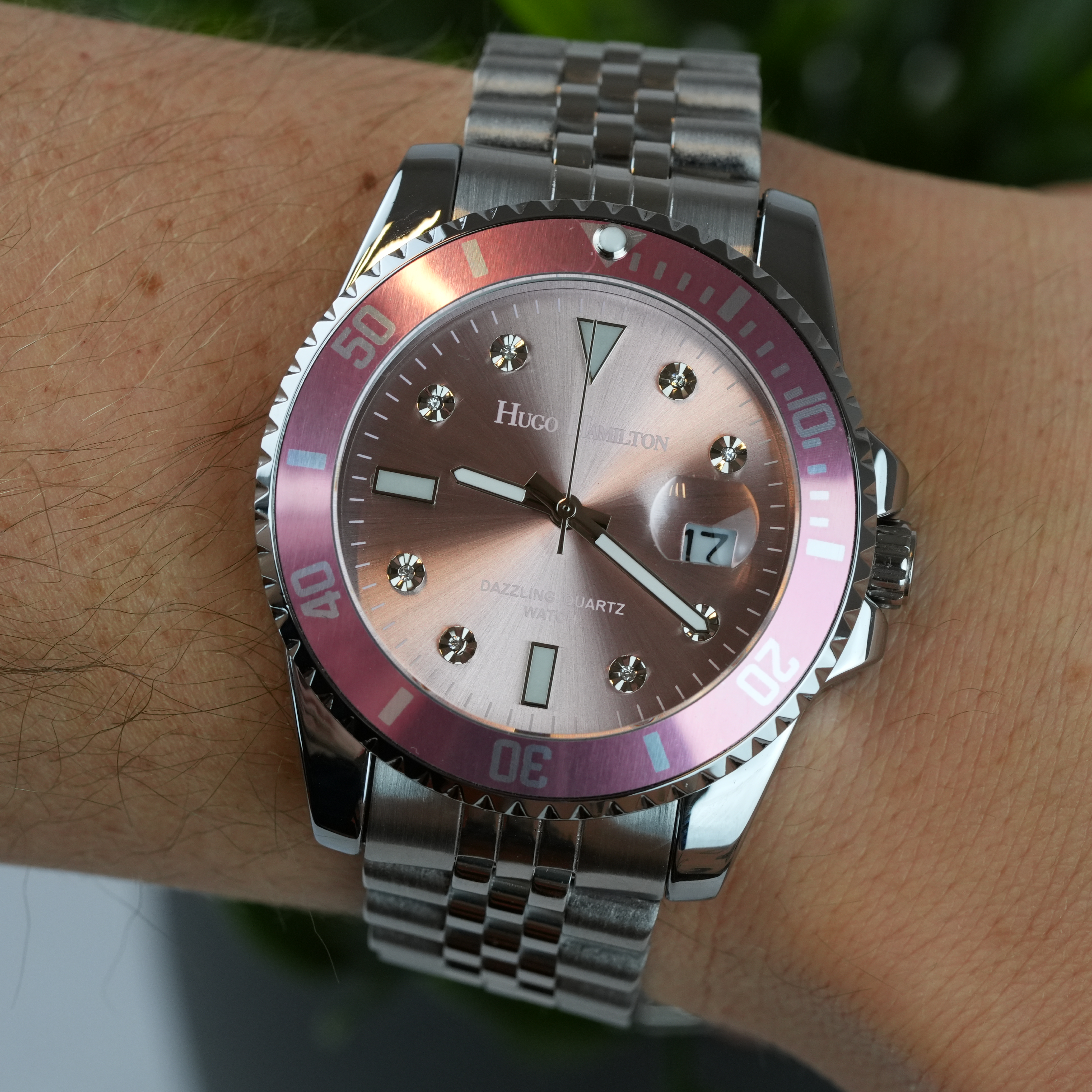 Hugo Hamilton armbåndsur med rosa urskive og stållænke
