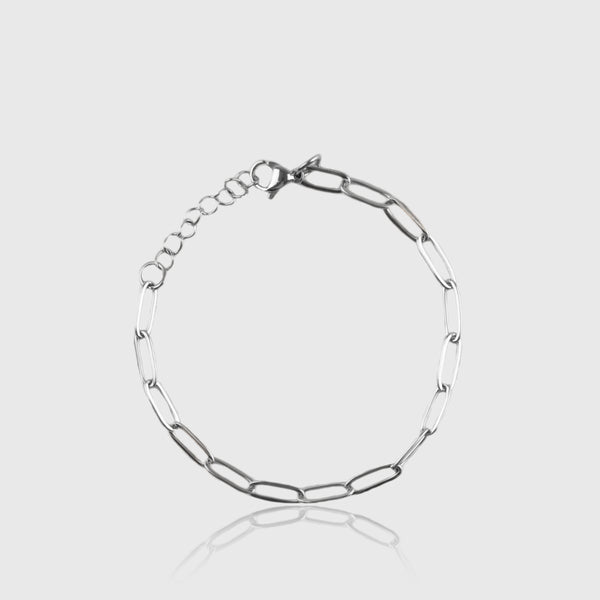 Sølvfarvet armbånd med ovale led og justerbar kæde