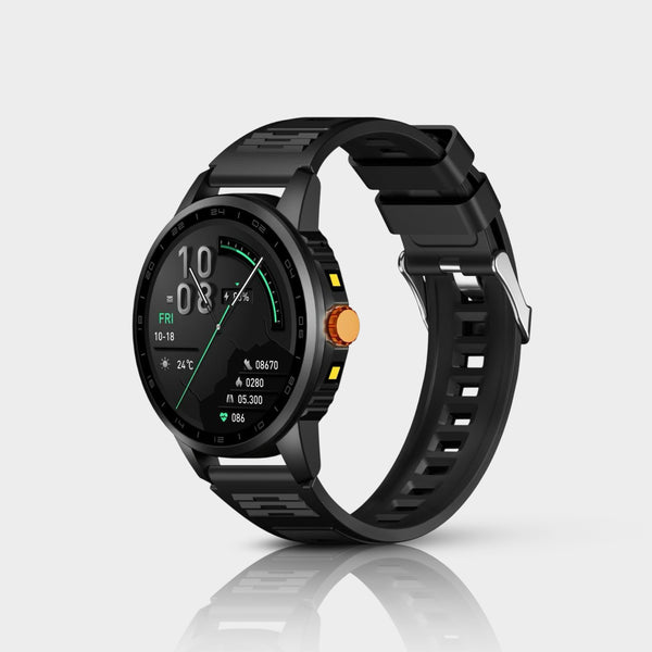 Sort smartwatch med AMOLED-skærm, orange knap og sportsrem