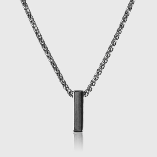 Sølv halskæde med rektangulær vedhæng og flettekæde til mænd