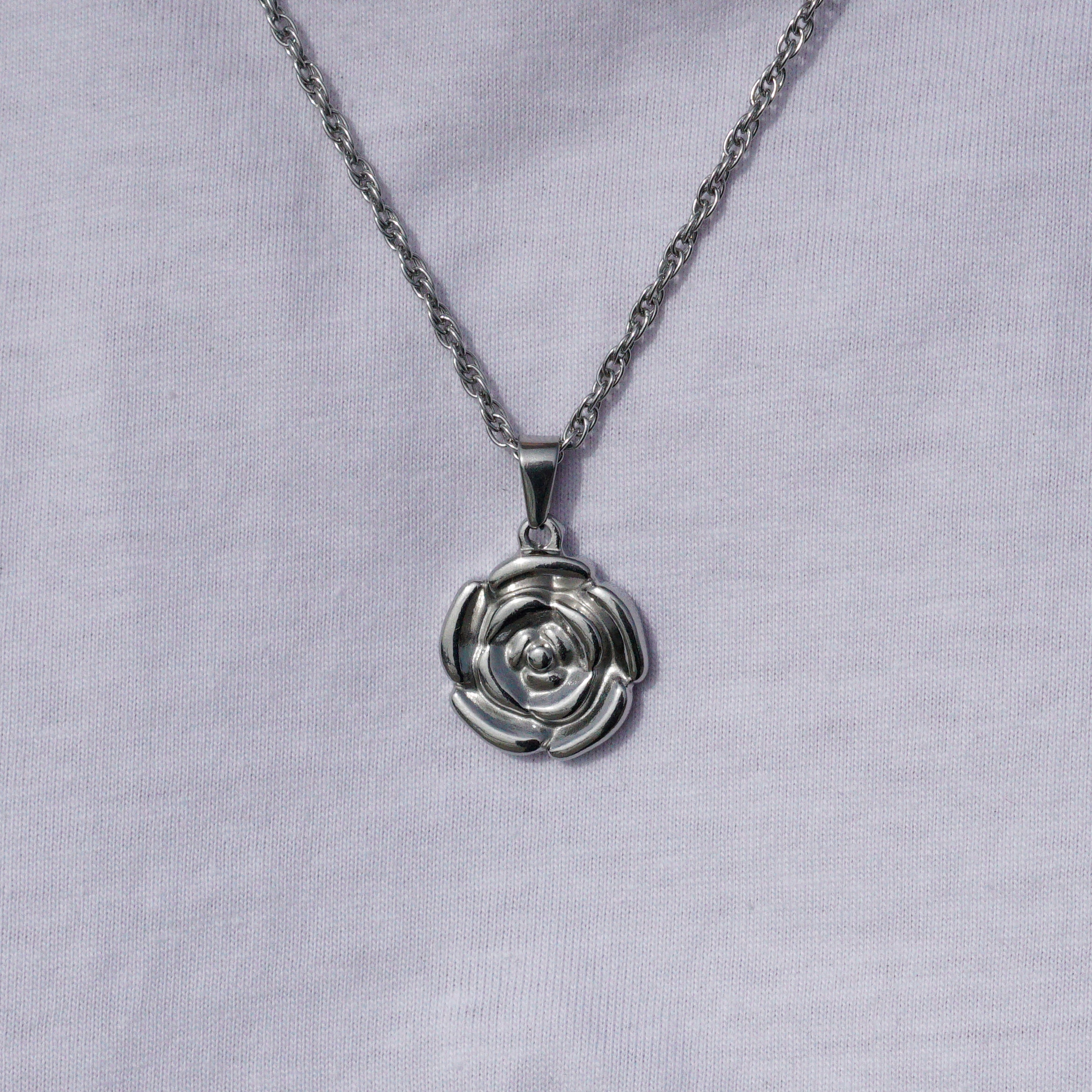 ROSEHEAD NECKLACE - SILVER TONE