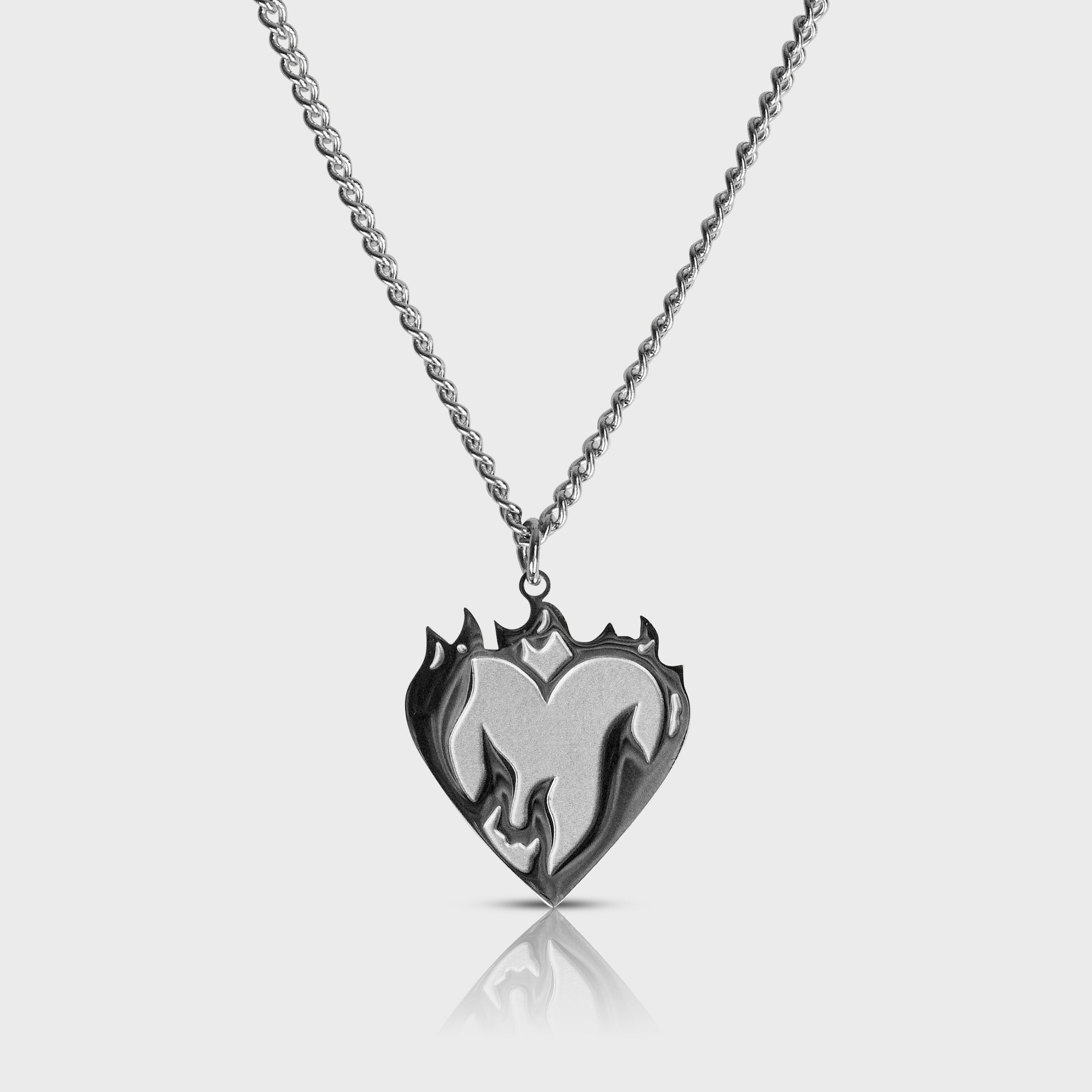 HEART NECKLACE - SILVER