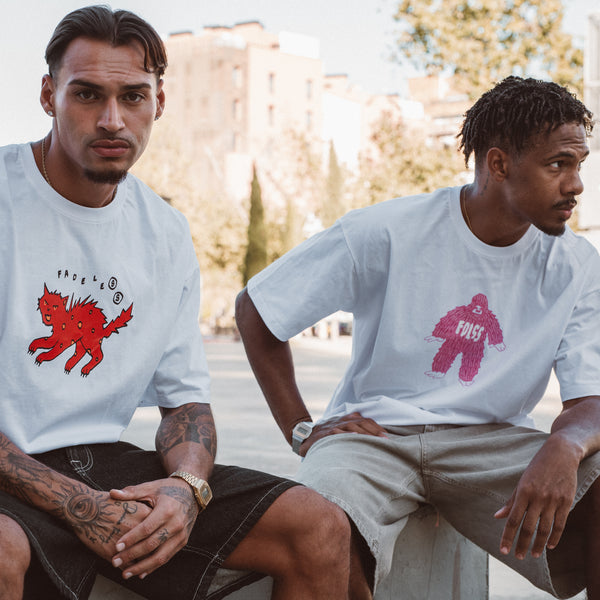 Cat Tee - Oversized fit