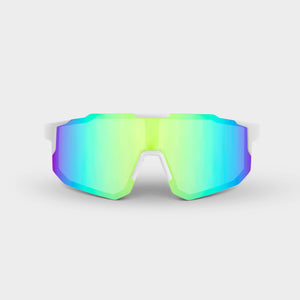 Noire Frost sportsbriller med farverige spejlglas i hvid ramme, forfra